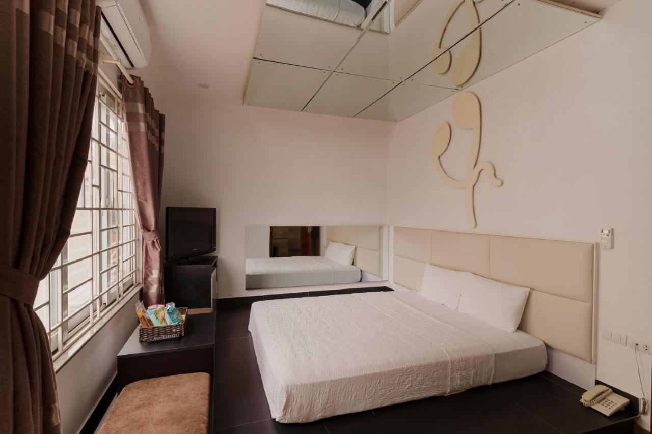 Blue Diamond Apartment Hotel Ханой Екстериор снимка
