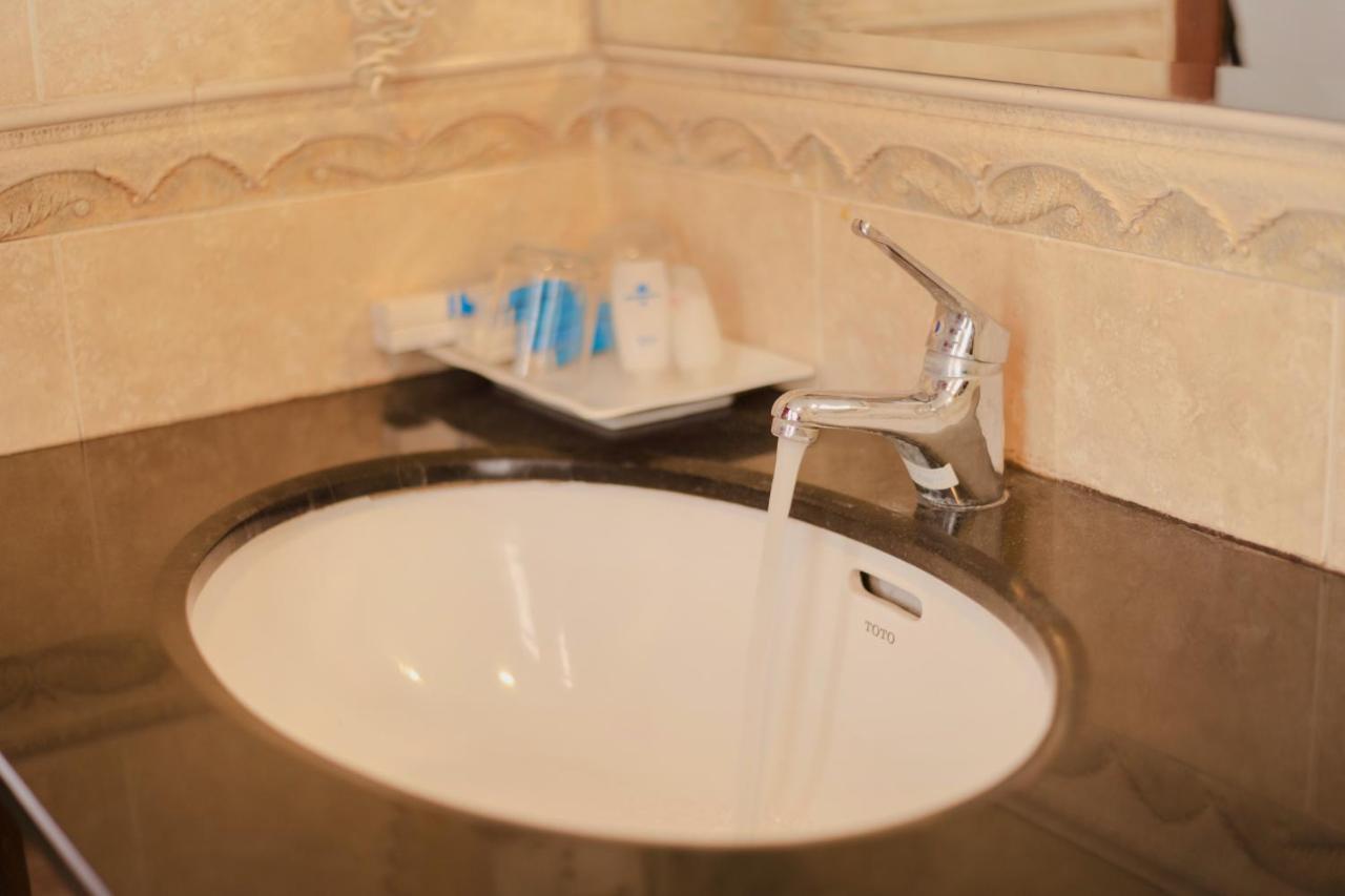 Blue Diamond Apartment Hotel Ханой Екстериор снимка